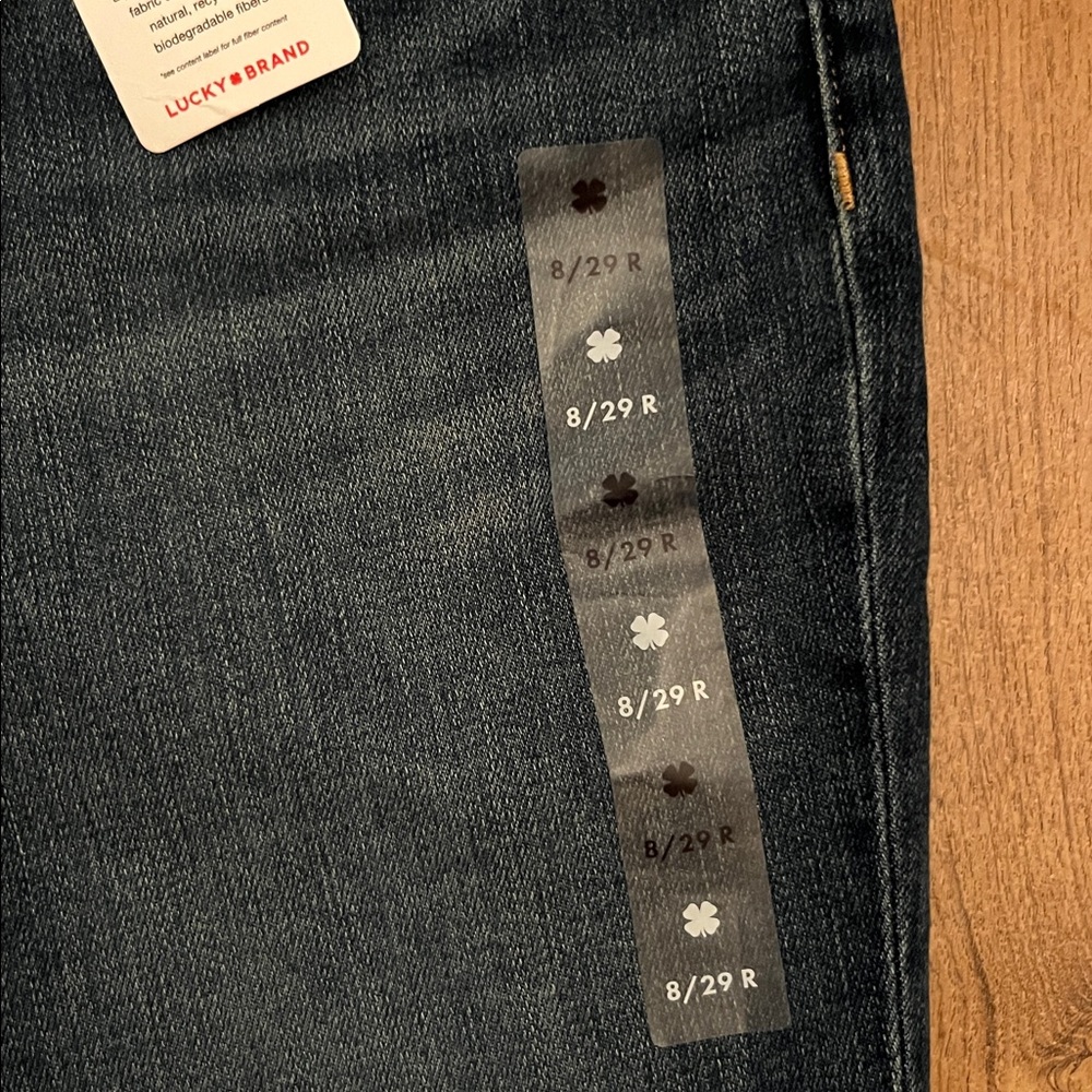 NWT Lucky Brand Mid-Rise Sweet Straight Jeans - Picture 5 of 13
